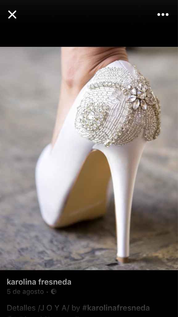 Zapatos con pedreria - 1