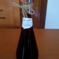 Busco botellas de licor miniatura - 1