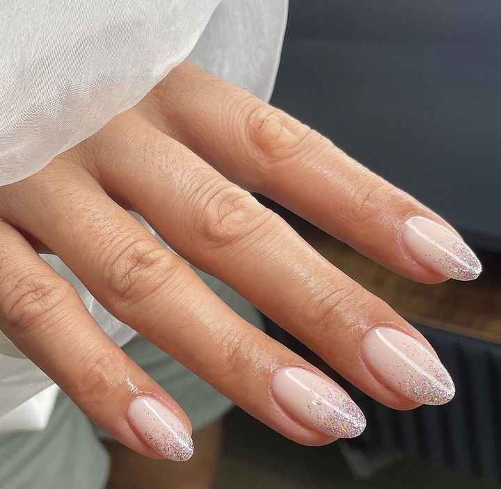 Uñas elegantes y sencillas