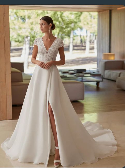 Vestido en stock ya confeccionado 3