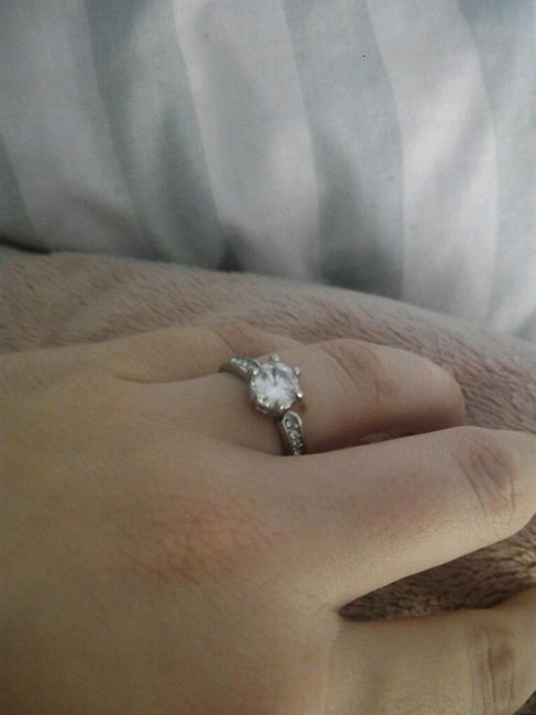 Elegir tus pendientes de novia según tu rostro y tu vestido - 1