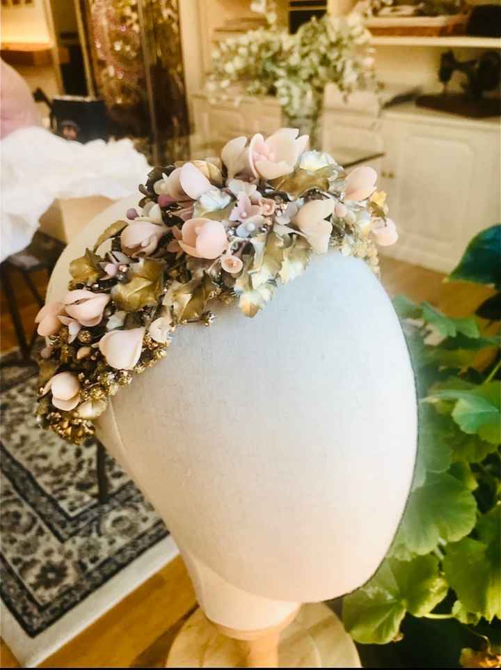 Vuestras tiaras. - 1