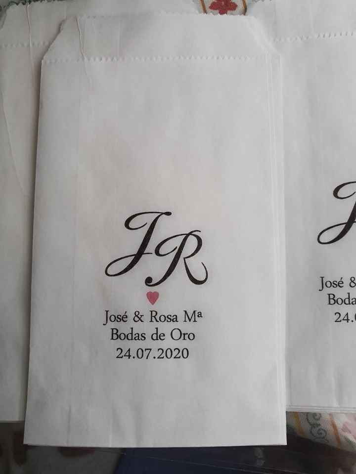 Las bolsitas de los pañuelos. - 1