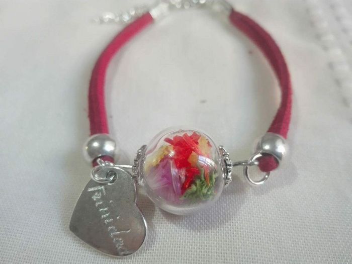 Pulsera roja
