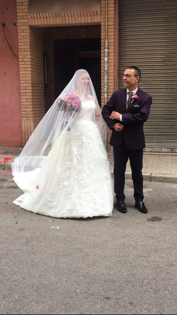 Entrar en la iglesia con el velo tapando la cara o no? 2