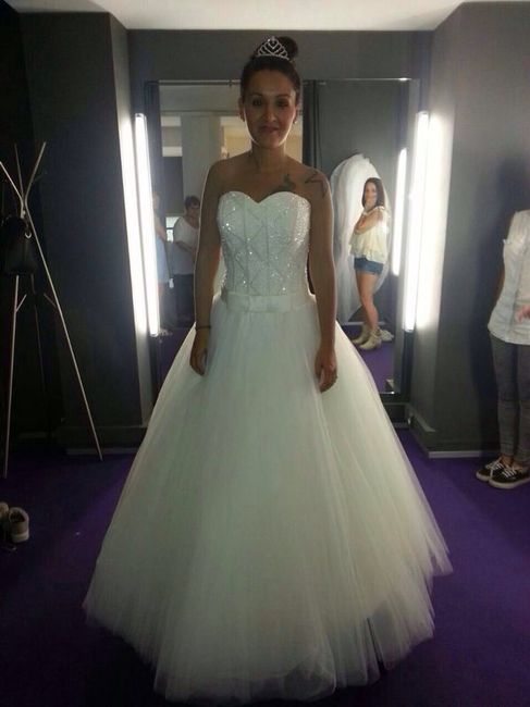 Vestido y complementos - 1