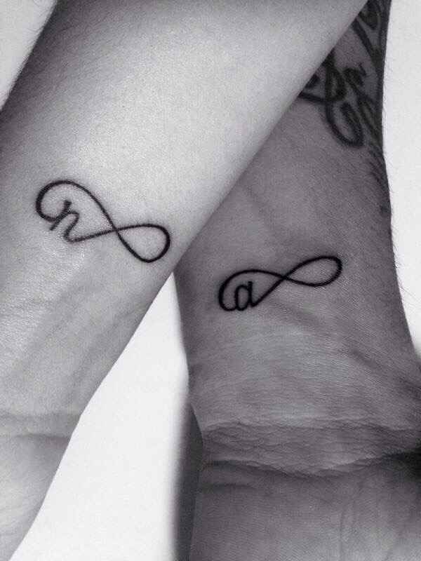 El nombre o un tatoo en pareja ? - 1