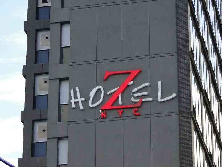 hotel x