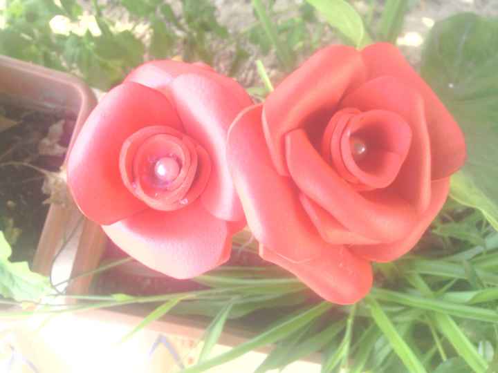 mis primeras rosas de goma eva 