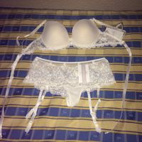 Mucho pecho y sujetador sin espalda? - 1