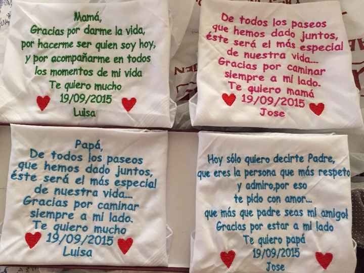 Pañuelos bordados para nuestros padres