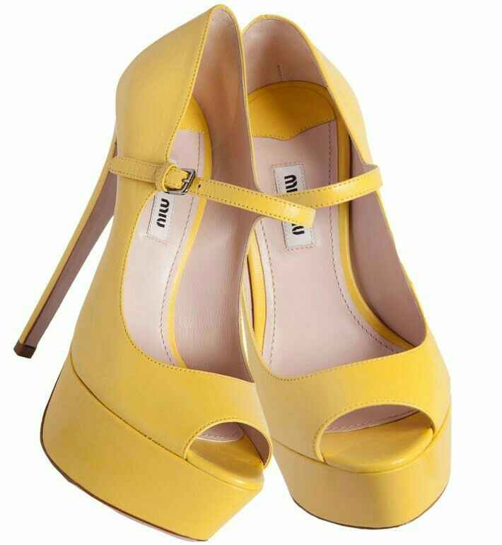 Unos zapatos adecuados para este vestido? - 1