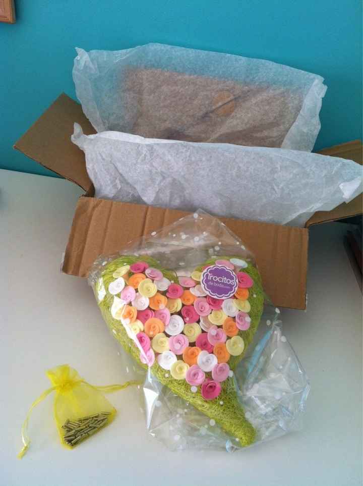 Mi cojin corazon+alfileres de trocitos de boda - 2