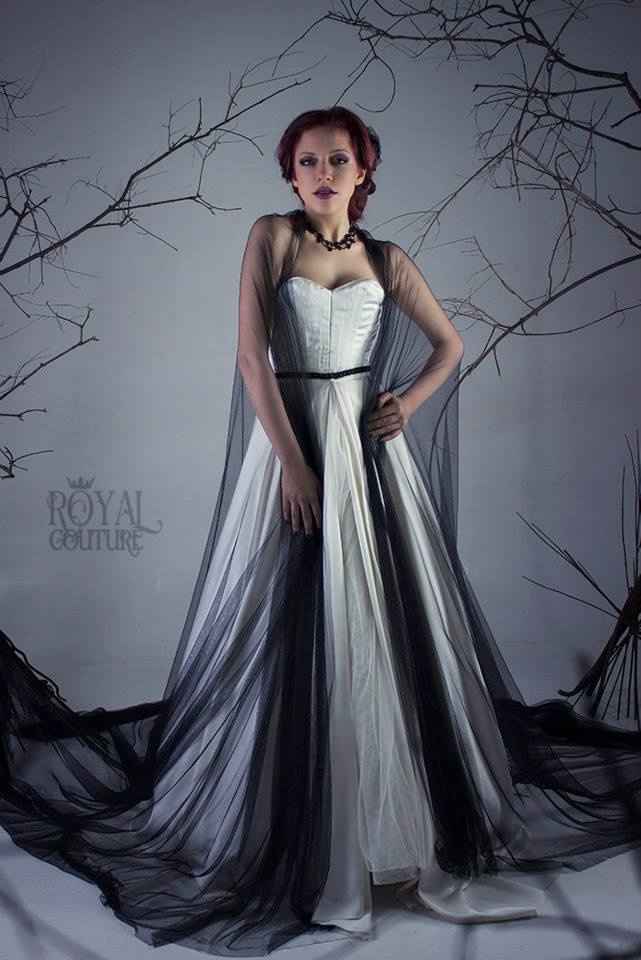 Vestidos novia Royal Couture