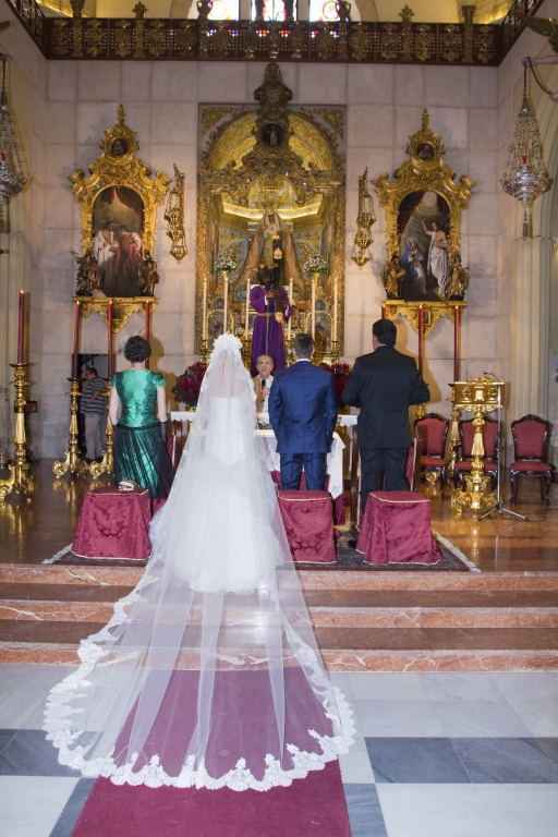 EN EL ALTAR