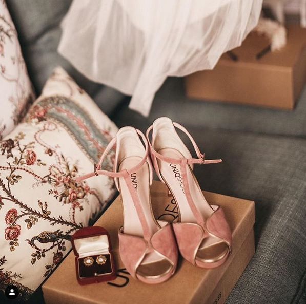 El tono rosa vintage que tiene Uniqshoes también me gusta mucho.