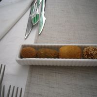 Croquetas variadas y ...