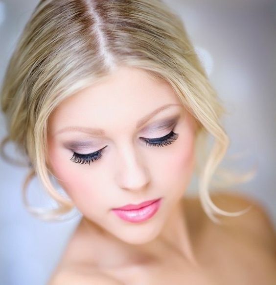 C. maquillaje