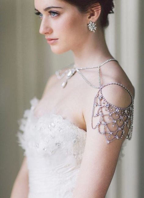 C. Joyas