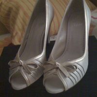 Estos son mis zapatos