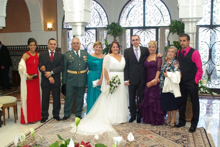 los novios, hermanos y padrinos