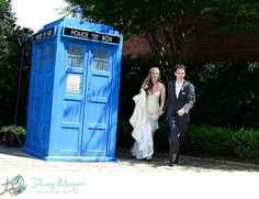 9. Los novios y la Tardis
