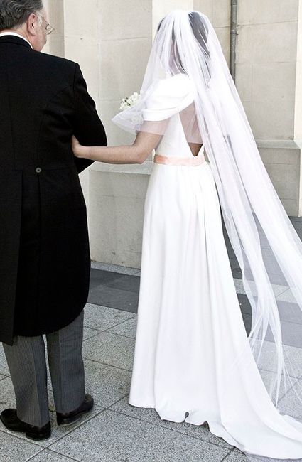 Vestidos de novia de Jorge Acuña 16