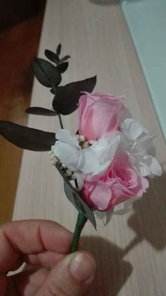  Flores naturales en el pelo - 1