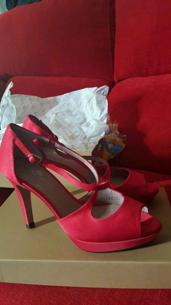 Sandalias rojas - 1