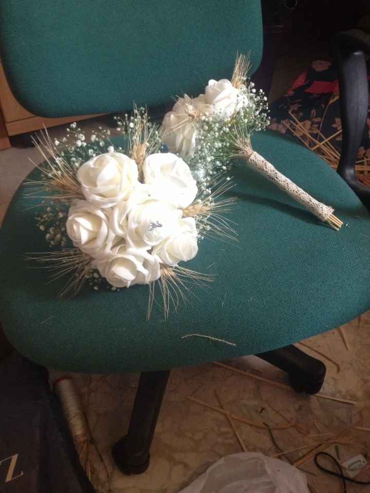Los ramos de mis damitas hechos por mi con mucho amor