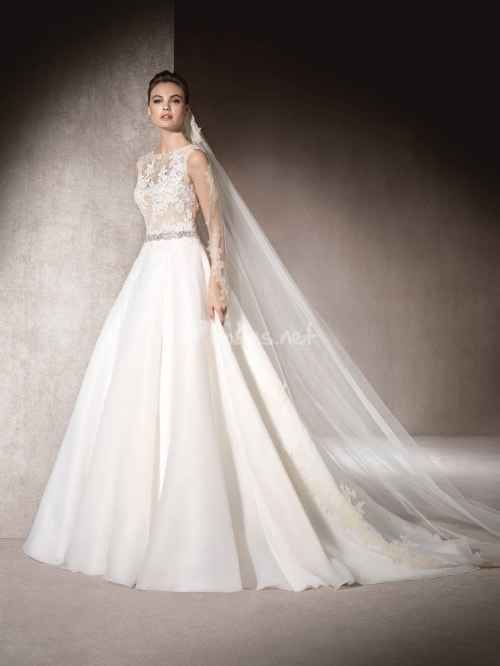 Dudas entre dos vestidos - 1