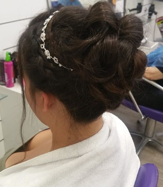 mi prueba de peinado y maquillaje 💇🏻💄 - 4