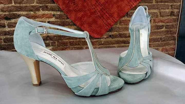 ¿de qué color vais a llevar los zapatos? - 1