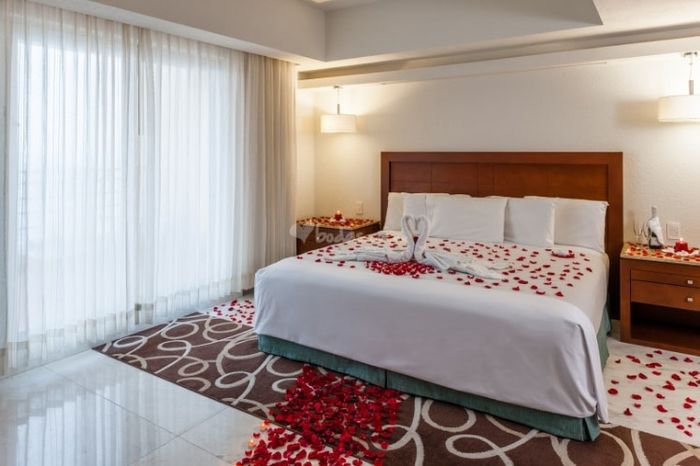 C. En un hotel