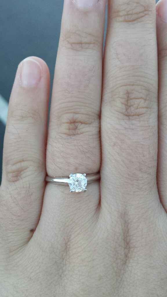 Con mi anillo de pedida!! - 1