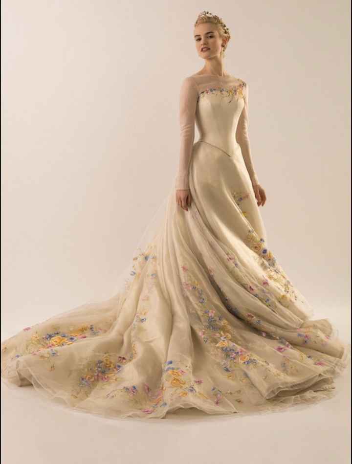 Vestido de novia de cenicienta. - 1