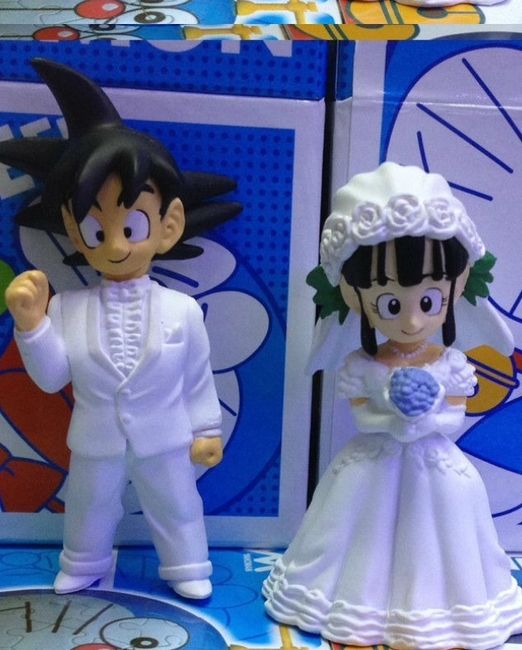Figura goku y chichi novios - 1