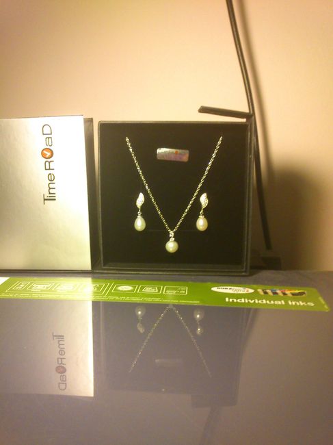 Pendientes y colgante