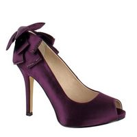Ya tengo mis zapatos de novia, ¿que opinais de los zapatos de color?