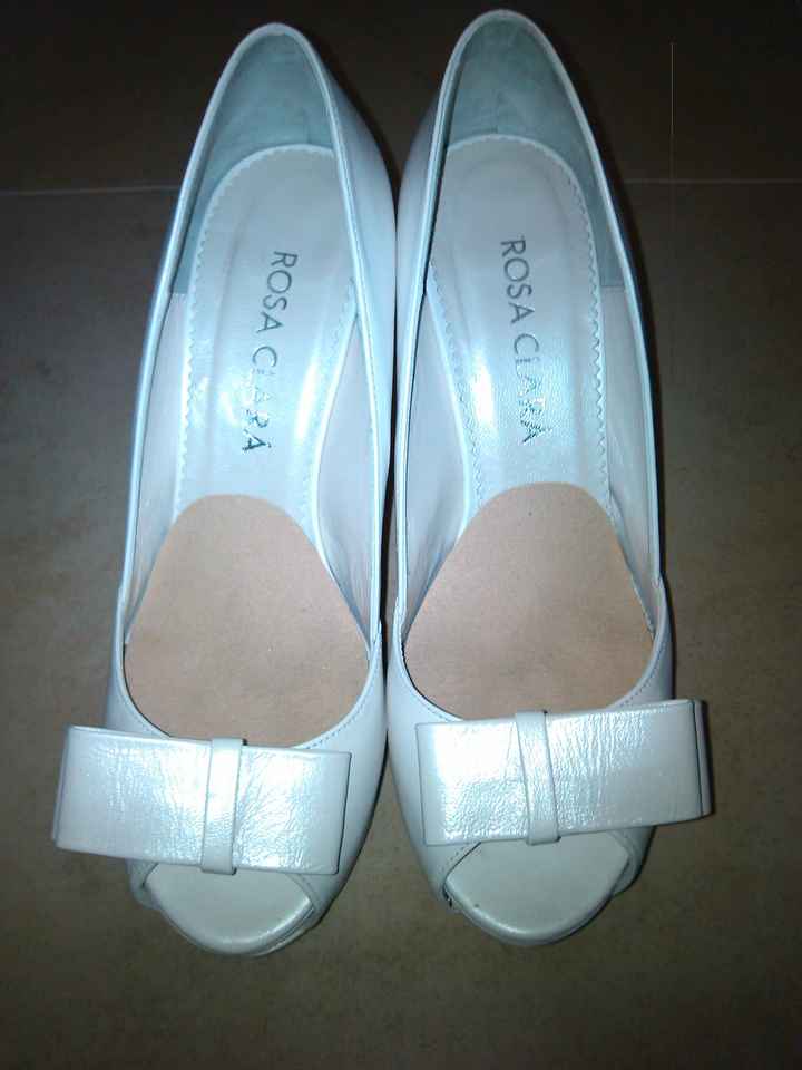ZAPATOS DE FRENTE