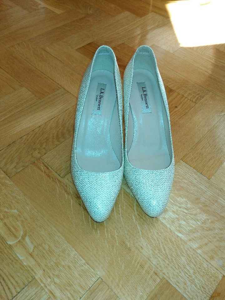 Que os parece mis zapatos? - 1