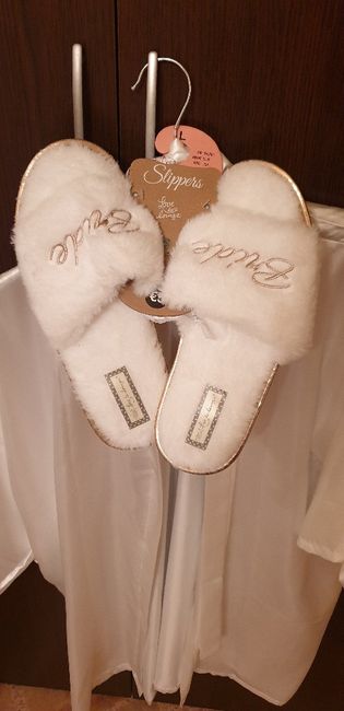 Bata, camisón, lencería de novia... - 2