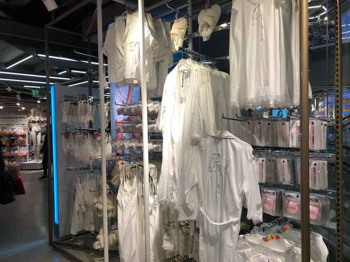 Más Primark! Bata + lenceria - 1