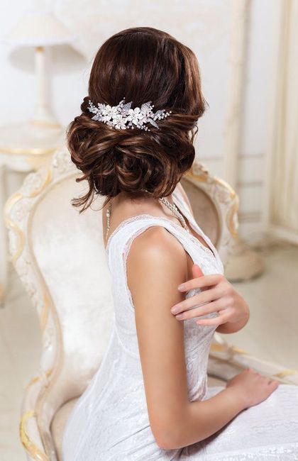  Que peinado y pendientes pondría a este vestido? - 1