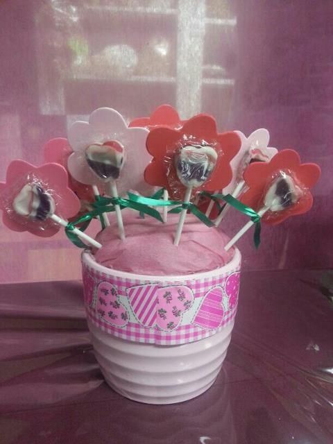 cubo flores piruletas