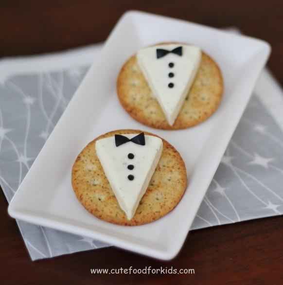 galleta con traje novio