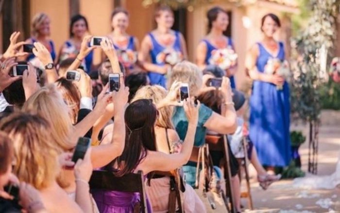 Pondríais cartel de no fotos en la Ceremonia? 1