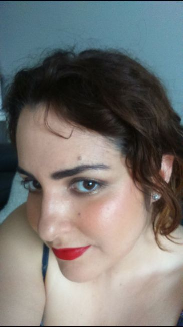 Labios rojos para la novia - 1