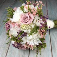Qué hacer con el ramo de novia una vez terminada la boda - 1