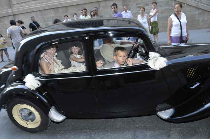 LLEGADA EN COCHE